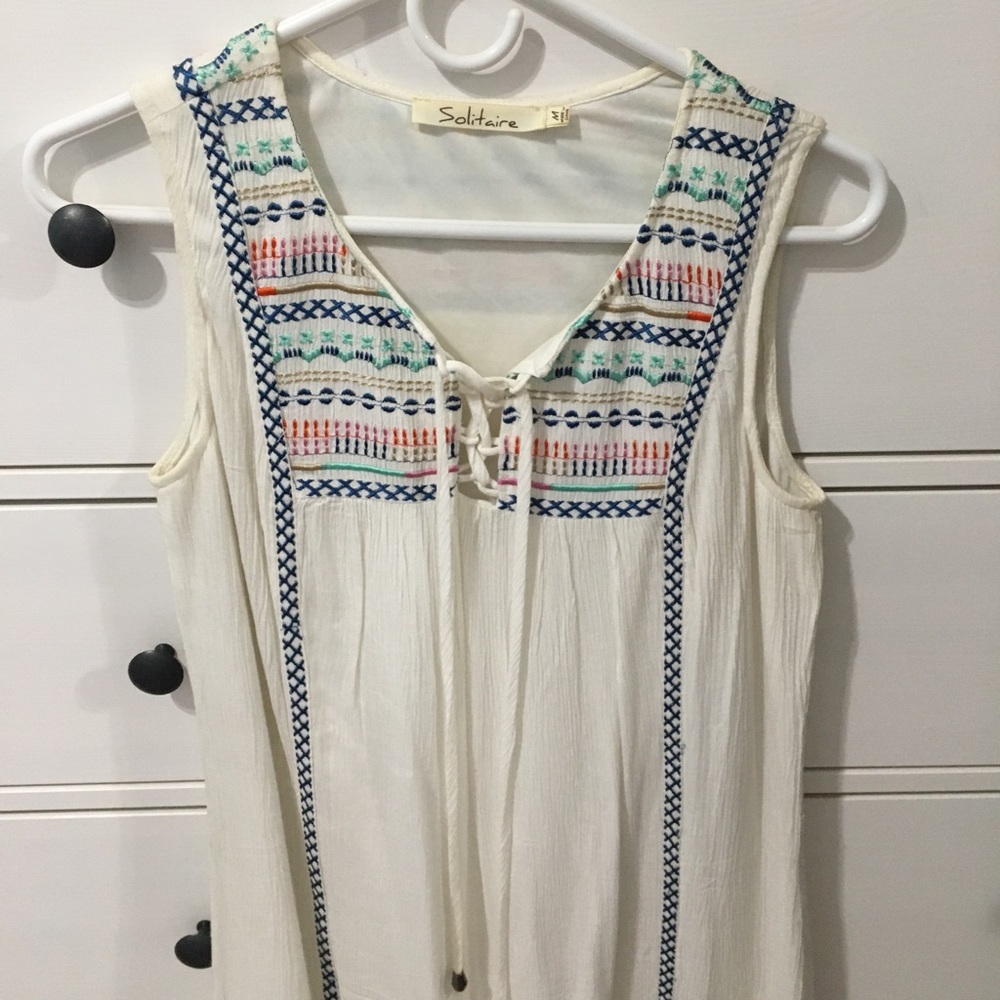 Woman’s Solitaire Dress Size Medium